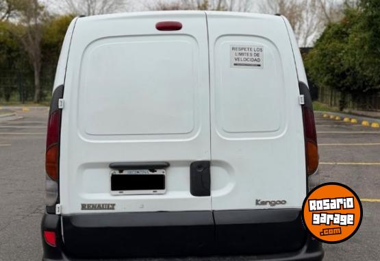 Utilitarios - Renault kangoo 2006 Nafta 200000Km - En Venta