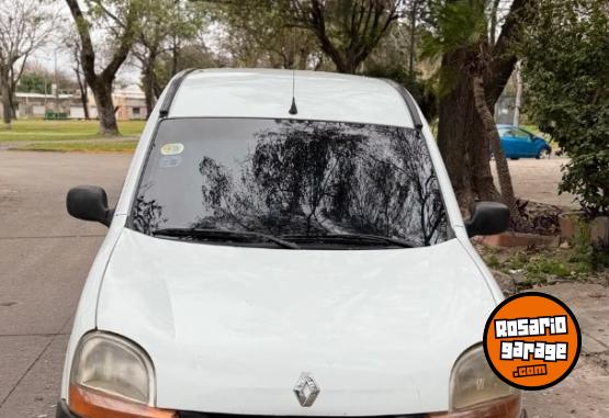 Utilitarios - Renault kangoo 2006 Nafta 200000Km - En Venta