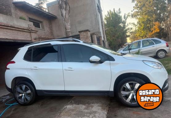 Autos - Peugeot 2008 2017 Nafta 140000Km - En Venta