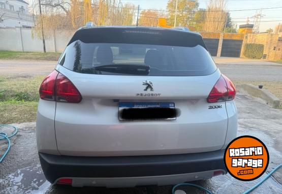 Autos - Peugeot 2008 2017 Nafta 140000Km - En Venta