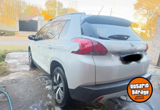 Autos - Peugeot 2008 2017 Nafta 140000Km - En Venta