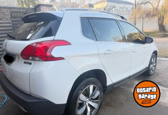 Autos - Peugeot 2008 2017 Nafta 140000Km - En Venta