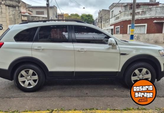 Camionetas - Chevrolet Captiva 7pa 1ra mano perm 2016 Nafta 88000Km - En Venta
