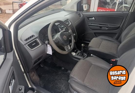 Autos - Volkswagen SURAN TREND LINE 2013 Nafta 120000Km - En Venta