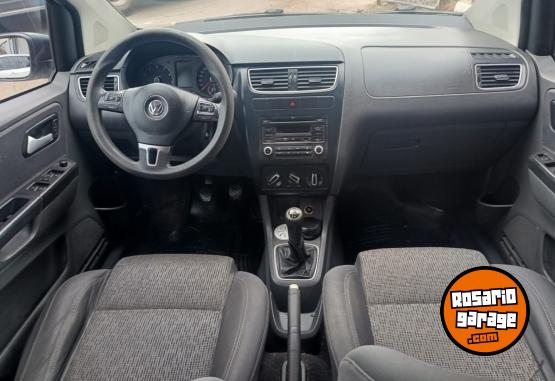 Autos - Volkswagen SURAN TREND LINE 2013 Nafta 120000Km - En Venta