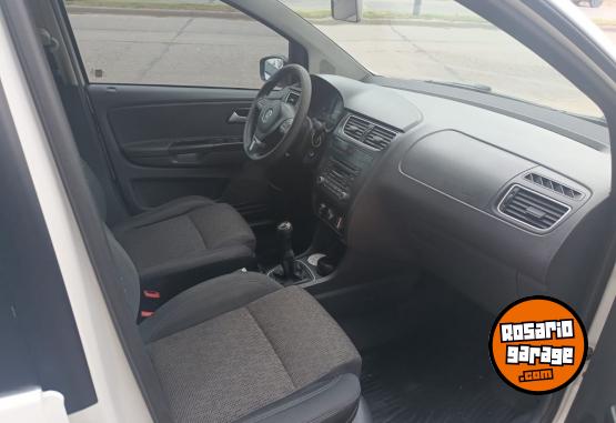 Autos - Volkswagen SURAN TREND LINE 2013 Nafta 120000Km - En Venta