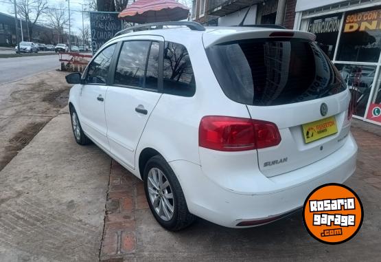 Autos - Volkswagen SURAN TREND LINE 2013 Nafta 120000Km - En Venta