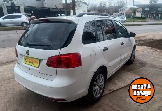 Autos - Volkswagen SURAN TREND LINE 2013 Nafta 120000Km - En Venta