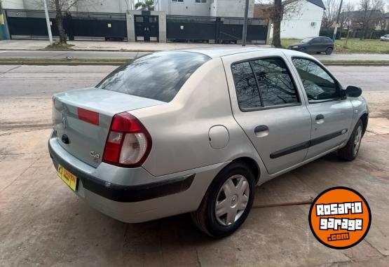 Autos - Renault CLIO TRICUERPO 1.6 16 V 2005 Nafta 150000Km - En Venta