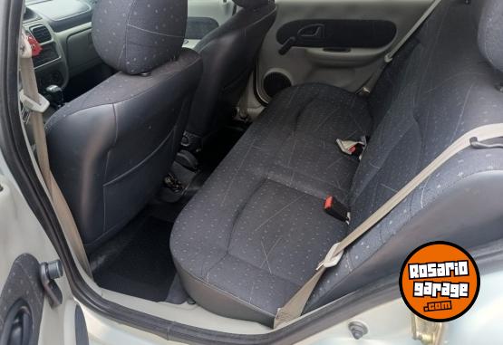 Autos - Renault CLIO TRICUERPO 1.6 16 V 2005 Nafta 150000Km - En Venta