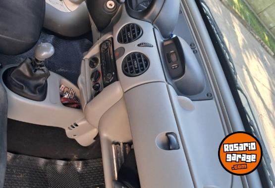 Utilitarios - Renault Kangoo 2012 Nafta 159000Km - En Venta