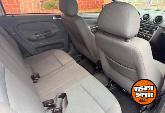 Autos - Volkswagen Gol Trend Pack III 2010 Nafta 236000Km - En Venta