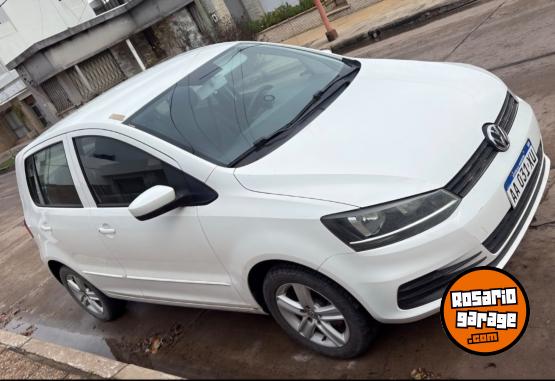 Autos - Volkswagen Fox 5 puertas Conforline 2016 Nafta 81000Km - En Venta