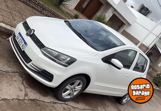 Autos - Volkswagen Fox 5 puertas Conforline 2016 Nafta 81000Km - En Venta