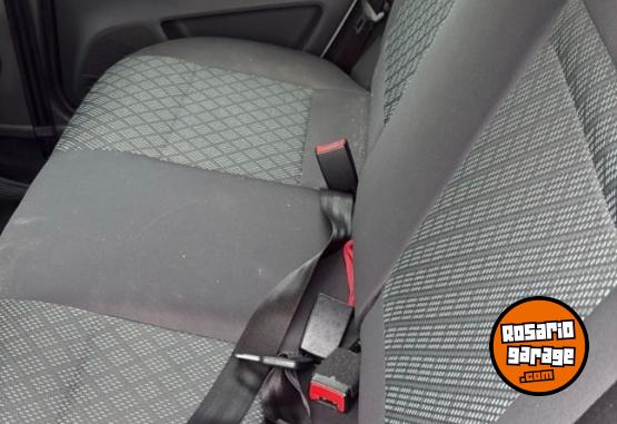 Autos - Volkswagen Fox 5 puertas Conforline 2016 Nafta 81000Km - En Venta