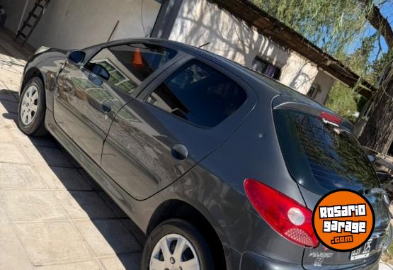 Autos - Peugeot 207 Active 1.4 2010 Nafta 230Km - En Venta