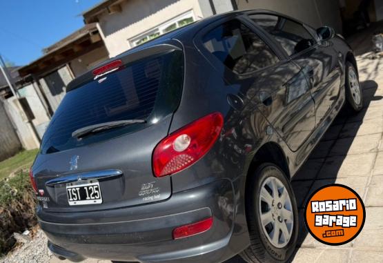 Autos - Peugeot 207 Active 1.4 2010 Nafta 230Km - En Venta