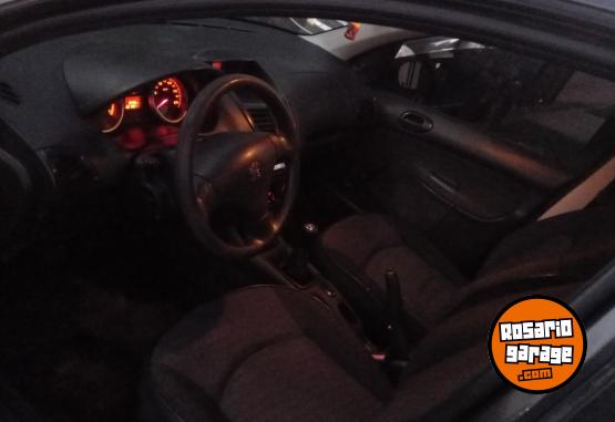 Autos - Peugeot 207 Active 1.4 2010 Nafta 230Km - En Venta