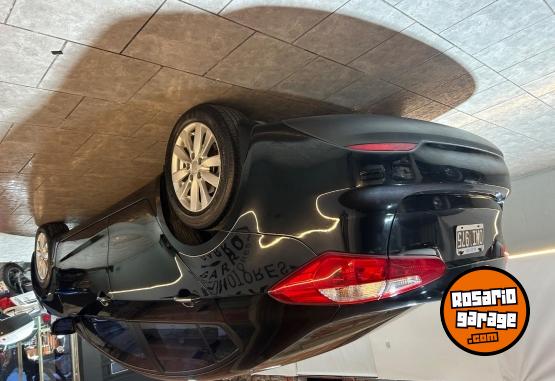 Autos - Kia Cerato 2015 Nafta 128000Km - En Venta