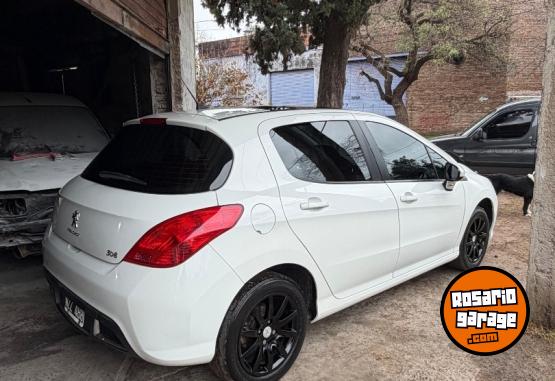 Autos - Peugeot Allure techo y navegador 2014 Nafta - En Venta