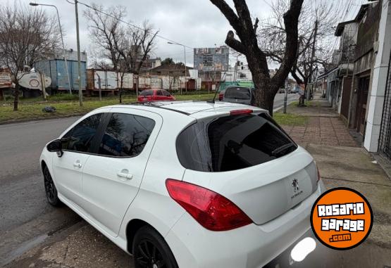 Autos - Peugeot Allure techo y navegador 2014 Nafta - En Venta