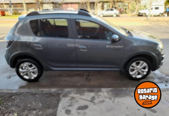 Autos - Renault Sandero stepway 2017 Nafta 1Km - En Venta