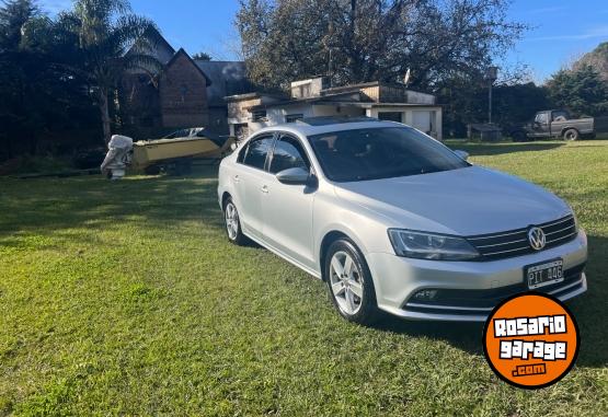 Autos - Volkswagen Vento 2015 Nafta 100000Km - En Venta