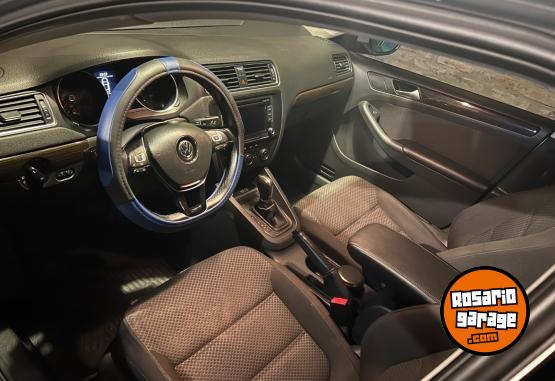 Autos - Volkswagen Vento 2015 Nafta 100000Km - En Venta