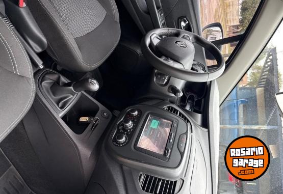 Autos - Renault Captur 2018 Nafta 78000Km - En Venta