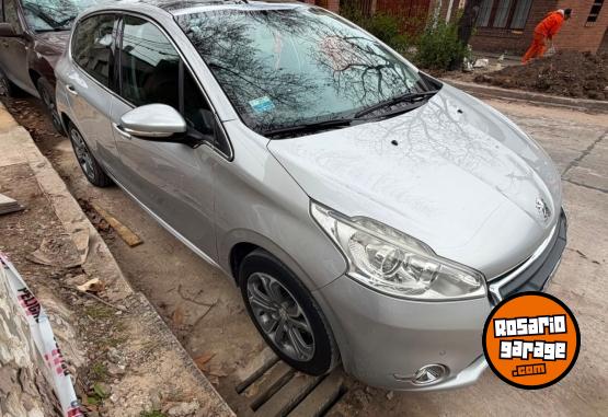 Autos - Peugeot 208 feline pack cuir 2015 Nafta - En Venta