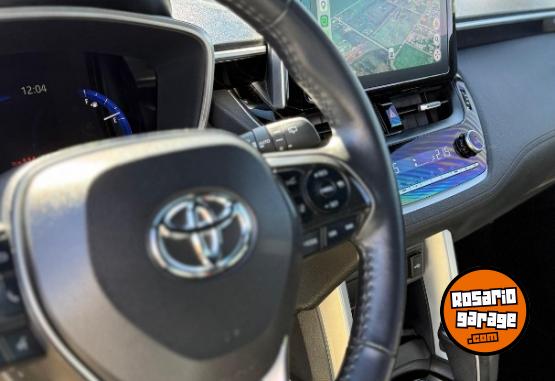 Autos - Toyota COROLLA CROSS 2023 Nafta 79000Km - En Venta