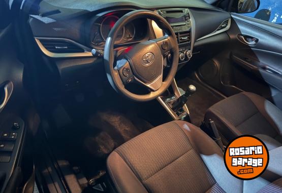 Autos - Toyota Yaris xs 1.5 2021 Nafta - En Venta