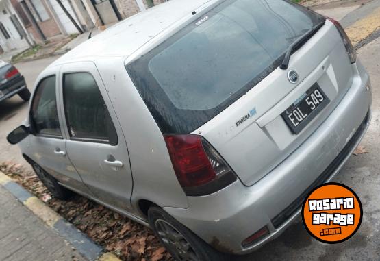 Autos - Fiat Palio HLX 1.8 2004 GNC 241000Km - En Venta