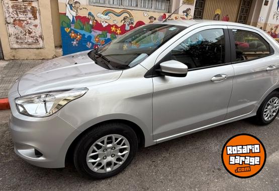 Autos - Ford ka + Sedan 2017 Nafta 58500Km - En Venta