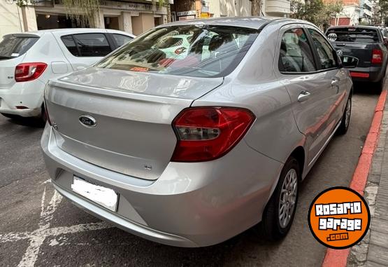 Autos - Ford ka + Sedan 2017 Nafta 58500Km - En Venta