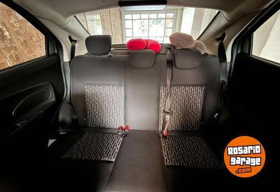 Autos - Ford ka + Sedan 2017 Nafta 58500Km - En Venta