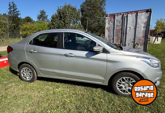 Autos - Ford ka + Sedan 2017 Nafta 60000Km - En Venta
