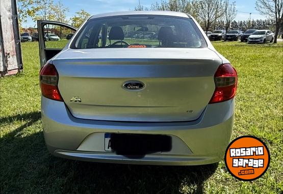 Autos - Ford ka + Sedan 2017 Nafta 60000Km - En Venta