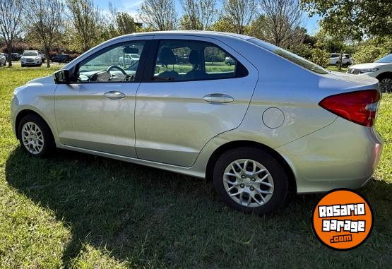 Autos - Ford ka + Sedan 2017 Nafta 60000Km - En Venta