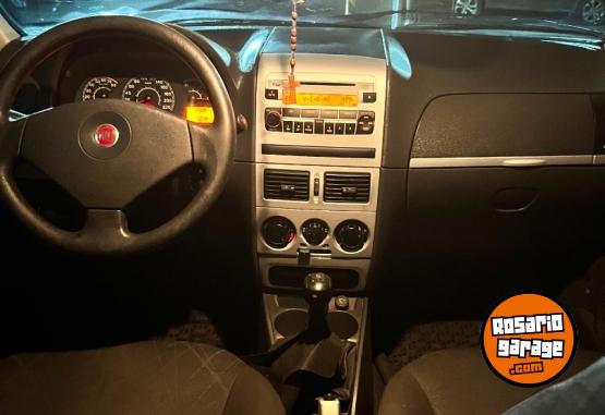 Autos - Fiat SIENA 2009 Nafta 250000Km - En Venta