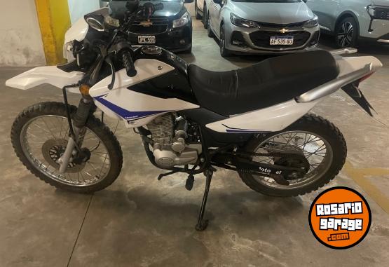 Motos - Motomel Skua 150 2023 Nafta 13000Km - En Venta