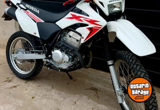 Motos - Honda Tornado xr 250 2023 Nafta 5000Km - En Venta