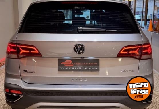Autos - Volkswagen TAOS HIGHLINE 2025 Nafta 37000Km - En Venta