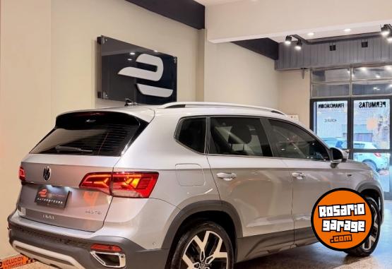 Autos - Volkswagen TAOS HIGHLINE 2025 Nafta 37000Km - En Venta