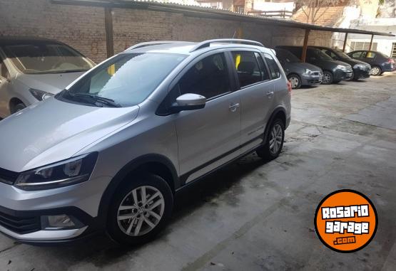 Autos - Volkswagen 2016 Suran Cross 2016 GNC 114000Km - En Venta