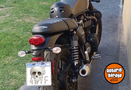 Motos - Triumph Srteet Twin 900 2022 Nafta 39000Km - En Venta