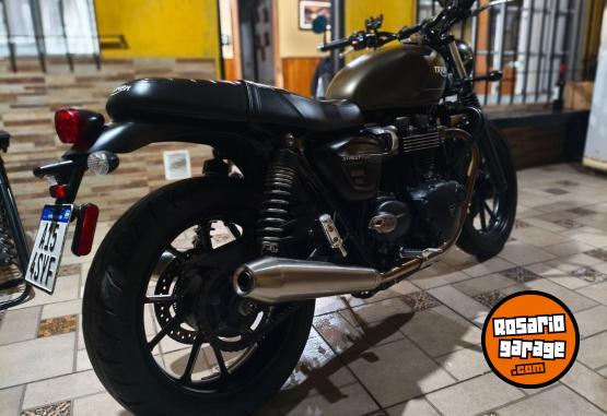 Motos - Triumph Srteet Twin 900 2022 Nafta 39000Km - En Venta