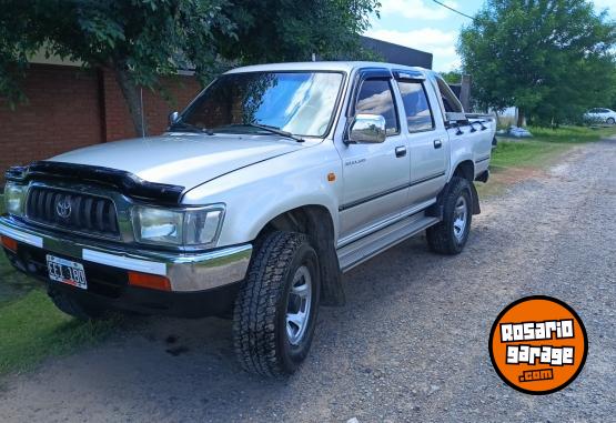 Camionetas - Toyota Hilux 2003 Diesel 111111Km - En Venta