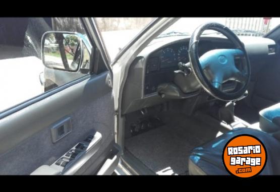 Camionetas - Toyota Hilux 2003 Diesel 111111Km - En Venta