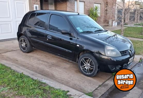 Autos - Renault Clio pack plus 2011 Nafta 133000Km - En Venta
